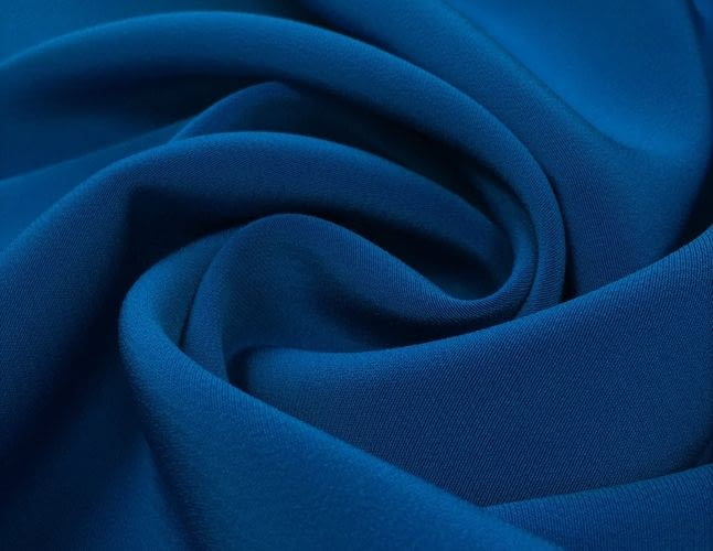 Как ухаживать за одеждой из ткани креп?