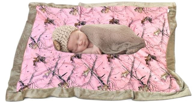Правильный выбор комфортного одеяла для новорожденного ребенка