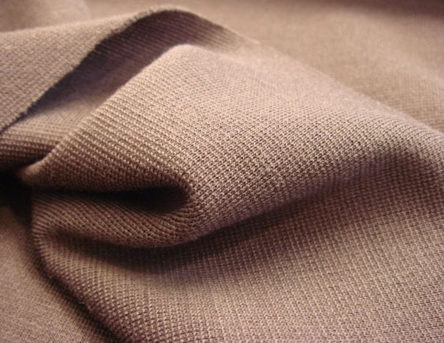 Какие предметы гардероба пошить на осень из ткани джерси?