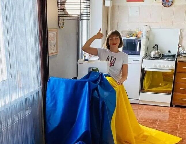 З чого пошити прапор України в домашніх умовах?
