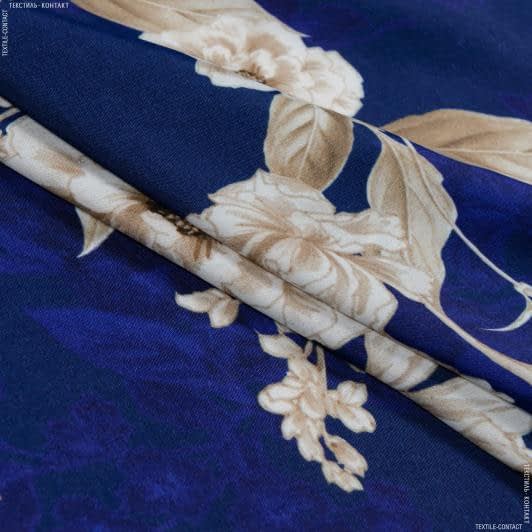 Тканини шовк - Платтяний шовк віскозний принт бежеві квіти на фіолетовому
