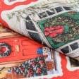 Тканини бавовняні сумішеві - Новорічна тканина лонета Колаж фон червоний