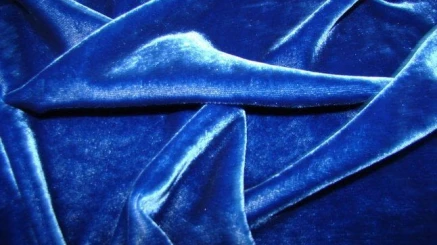 Вельвет, велюр, бархат – в чем разница?