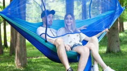Чем защищаться от насекомых на природе?