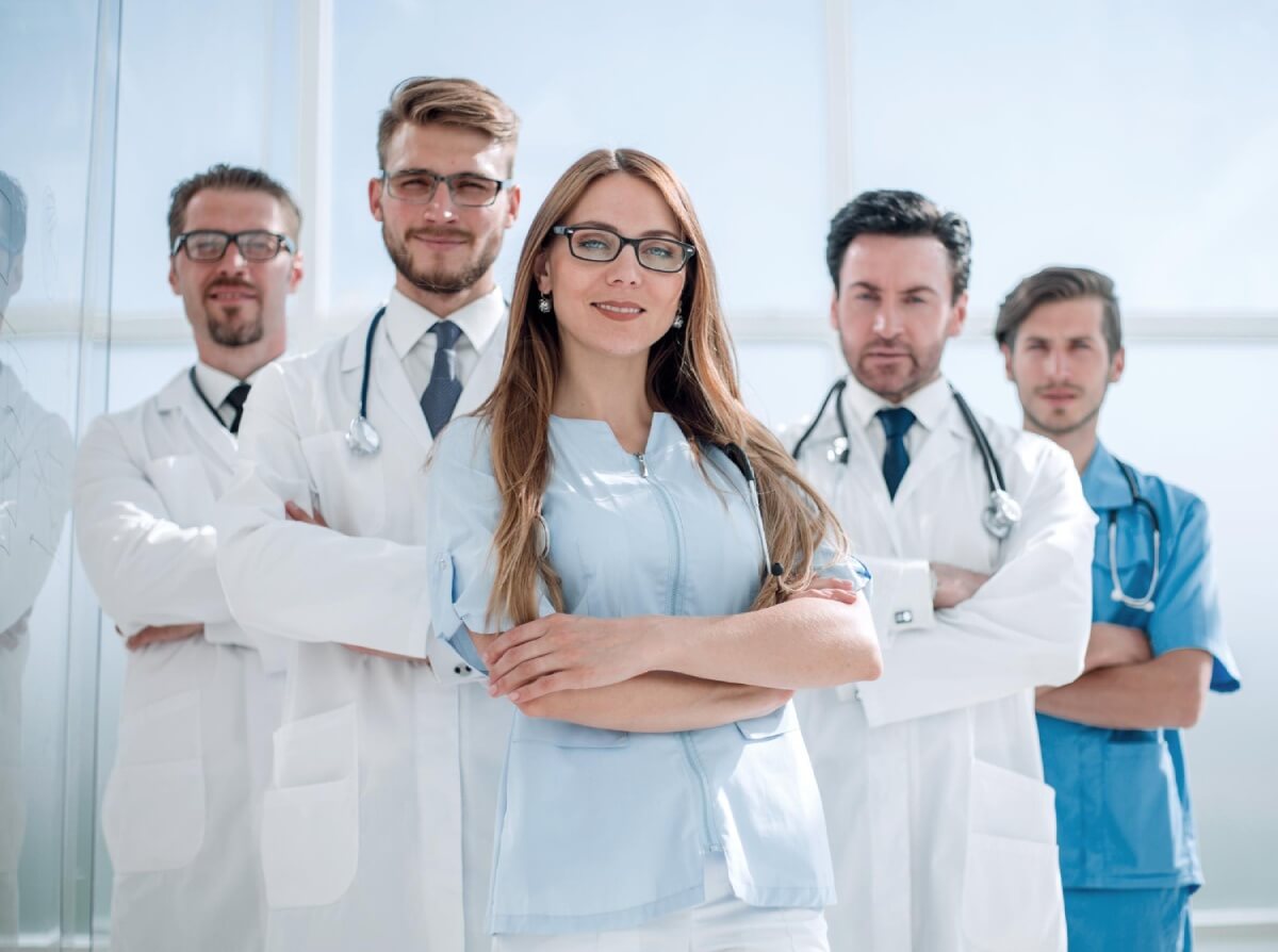 korporativnij-odyag-odyagayemo-medpraczivnikiv-2