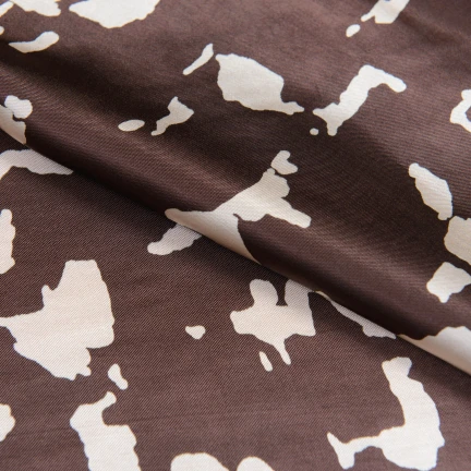 Плательный атлас Калите принт