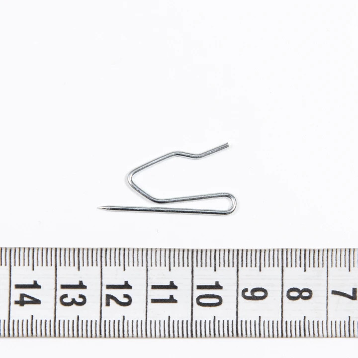 Гачки металеві голкові 28 мм