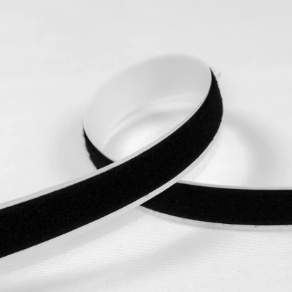 Тканини фурнітура і аксесуари для одягу - Липучка Велкро клейова м'яка частина чорна 20мм/25м